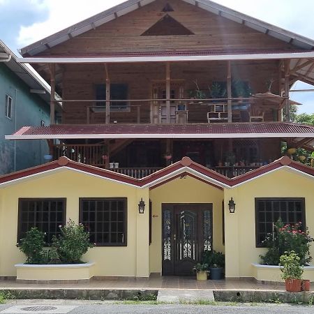 Hostal Bocas Tropical Paradise بوكاس تاون المظهر الخارجي الصورة